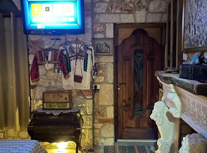 Solomon&sons Pensión Dhërmi