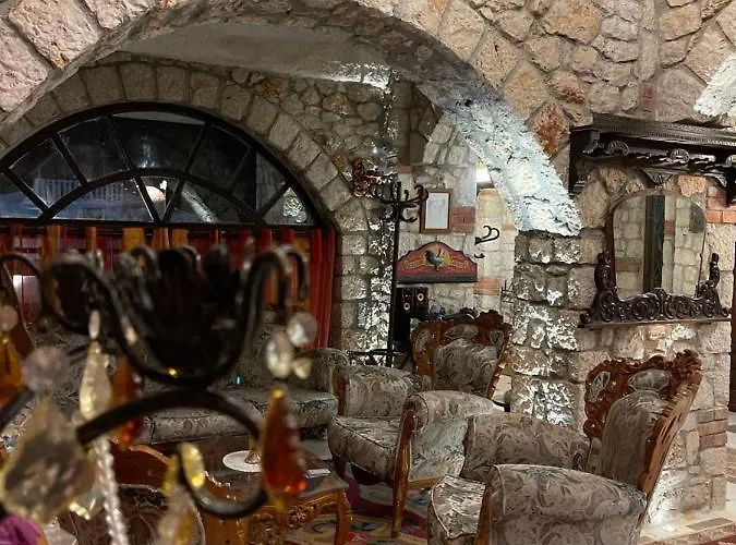 Solomon&sons Pensión Dhërmi