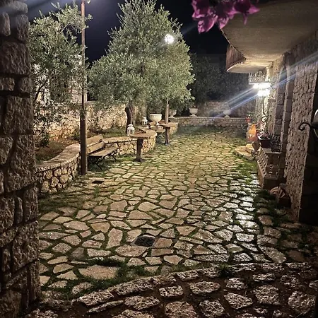 Solomon&sons Guest house Dhermi